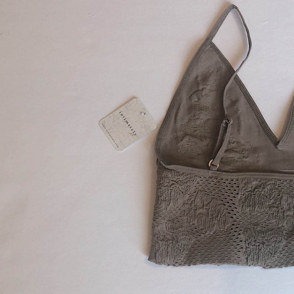NWT Free People Seamless Bra With Embroidery In Sand Size XS/S - Picture 3 of 11